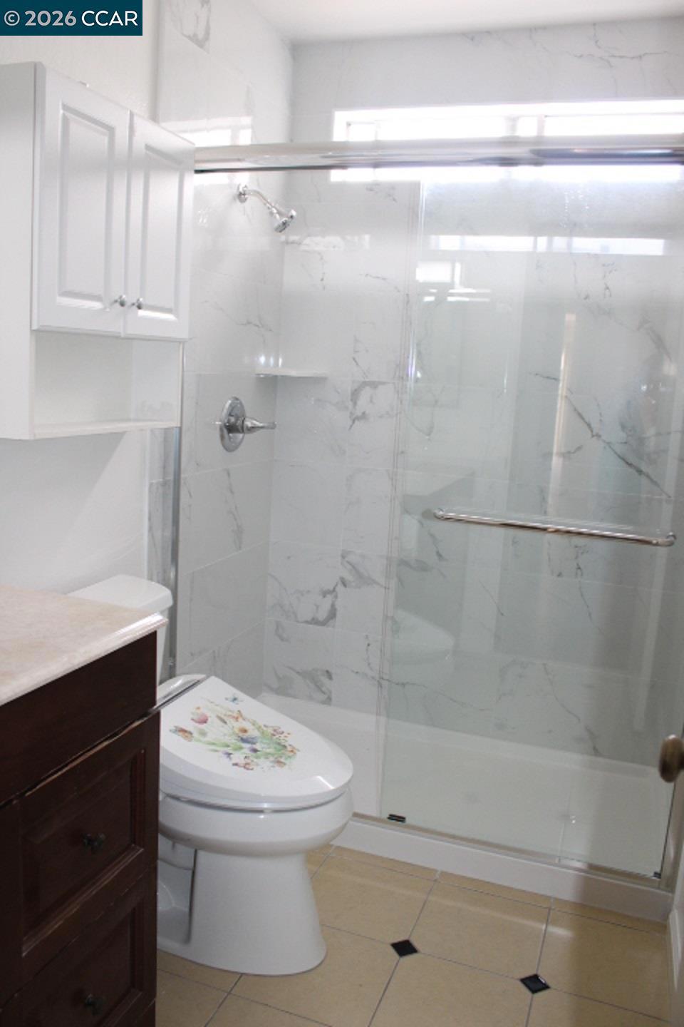 190 Iris Rd Property Photo 22