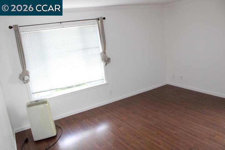 190 Iris Rd Property Photo 24