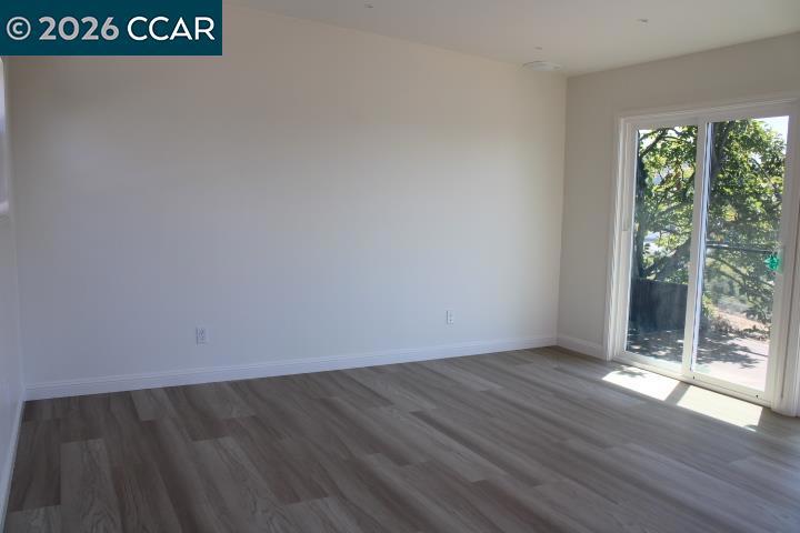 190 Iris Rd Property Photo 39