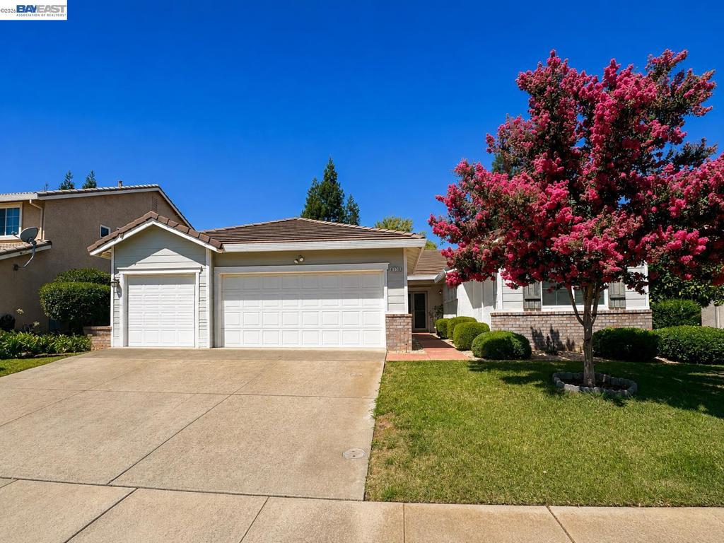 9736 Dynasty Way Property Photo 1