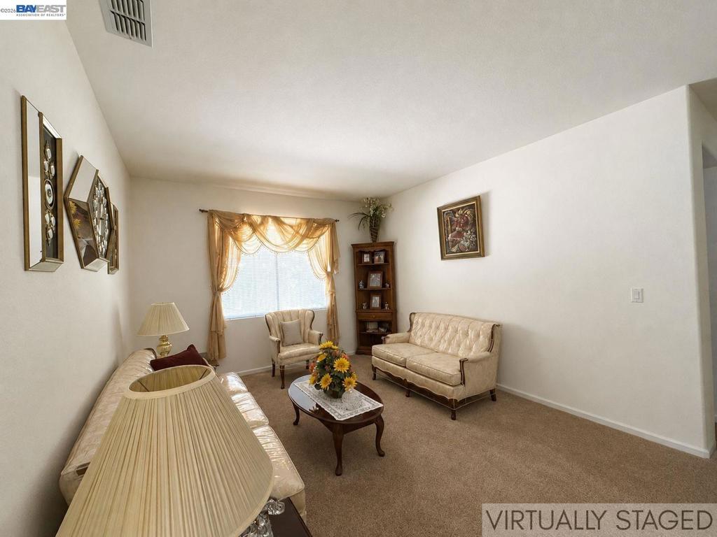 9736 Dynasty Way Property Photo 2