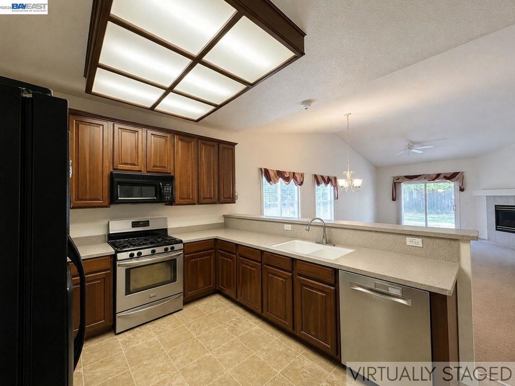 9736 Dynasty Way Property Photo 9