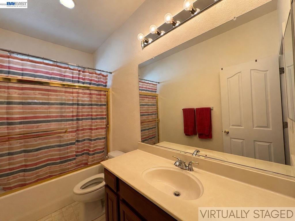 9736 Dynasty Way Property Photo 13