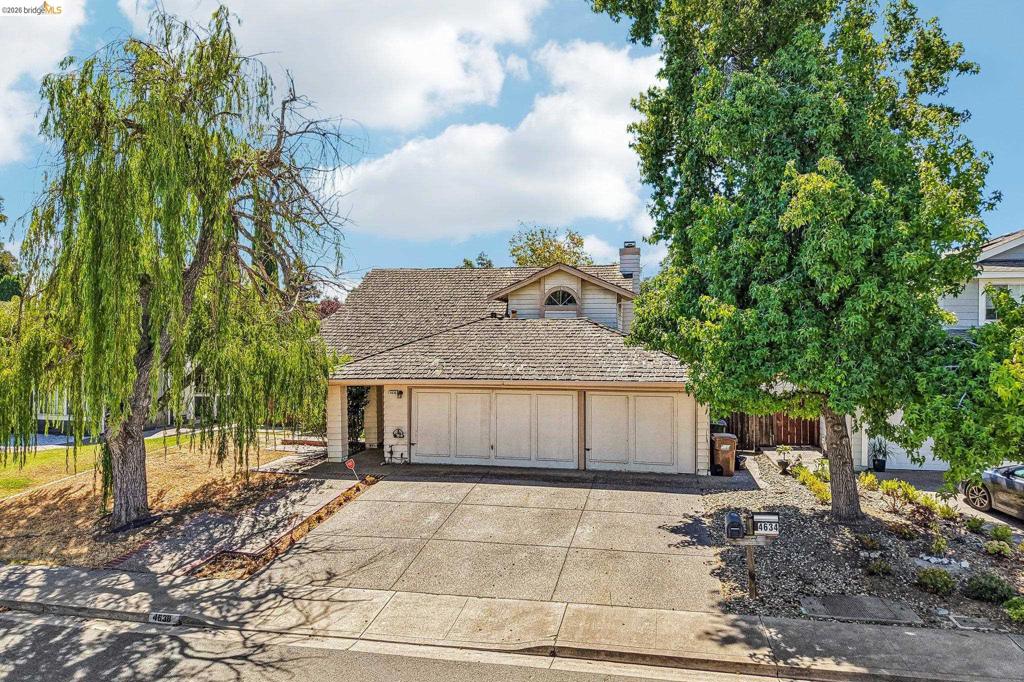 4638 Goldcrest Way Property Photo 1