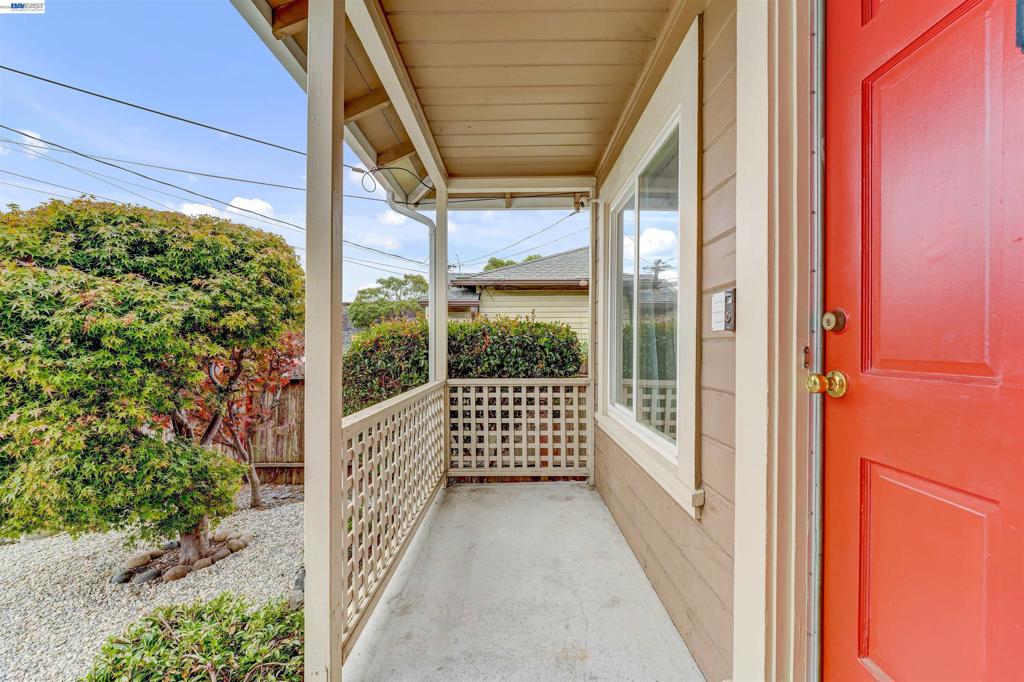 5437 Colusa Ave Property Photo 4