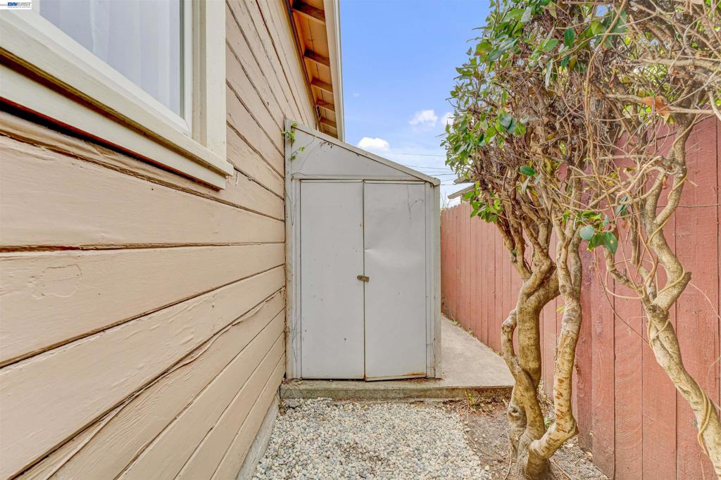 5437 Colusa Ave Property Photo 30