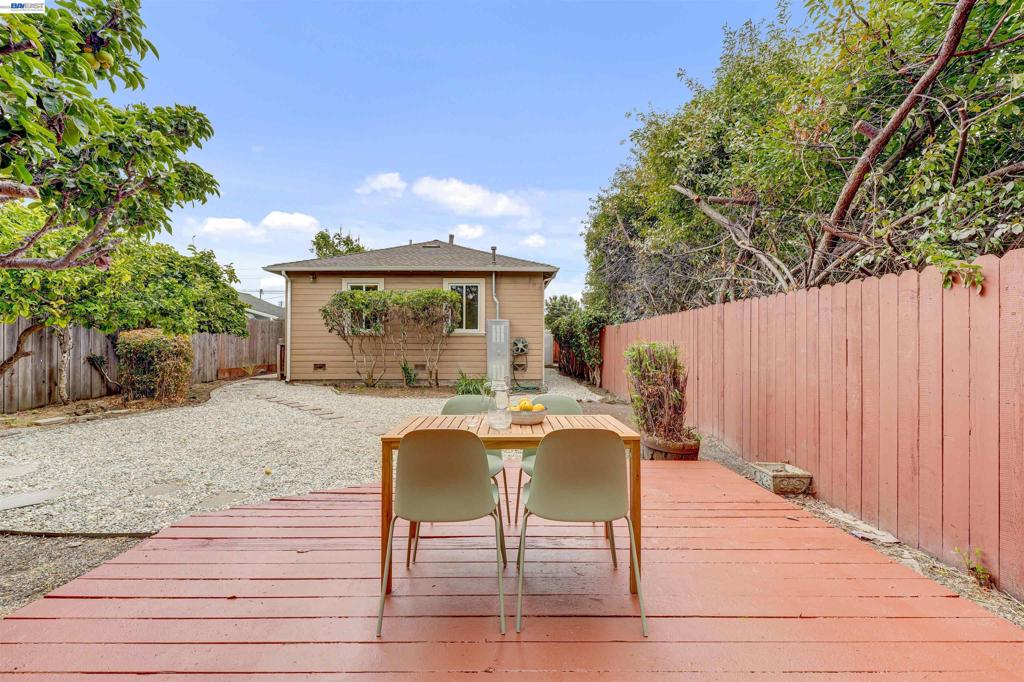 5437 Colusa Ave Property Photo 34