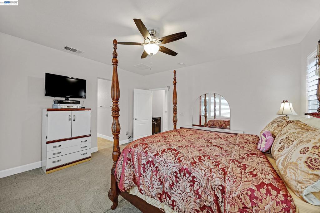 7001 Sitka Court Property Photo 30