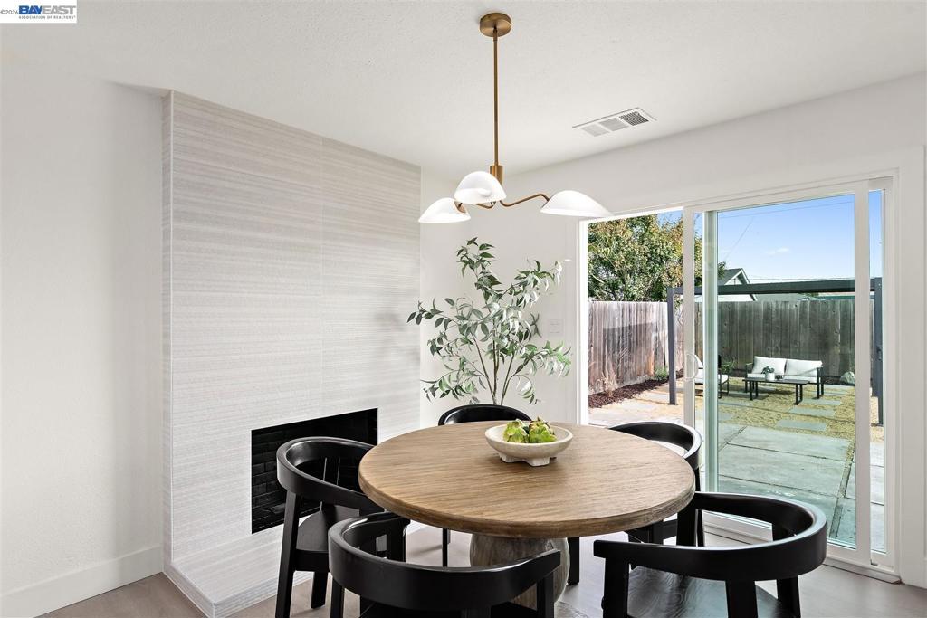 5557 Beau Ct Property Photo 9
