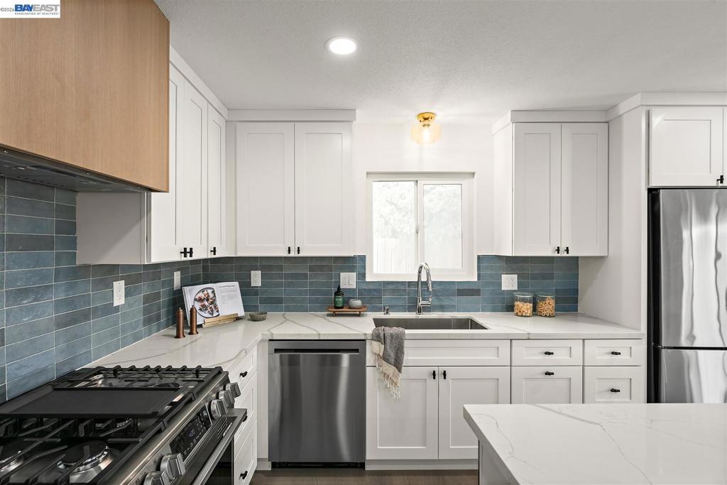 5557 Beau Ct Property Photo 12