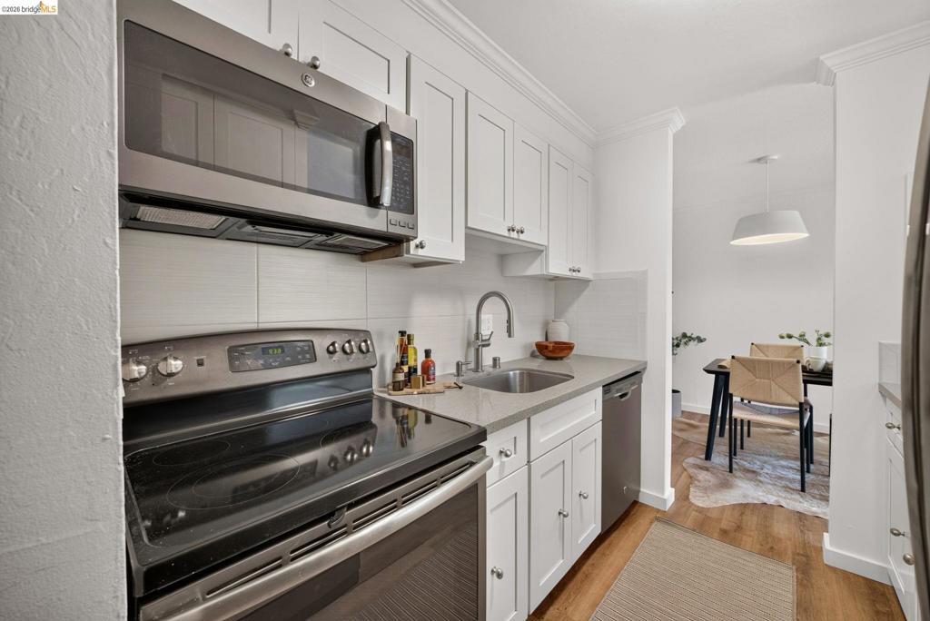 555 Jean St 319 Property Photo 13