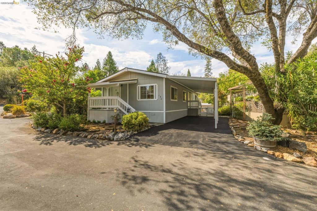 10956 Green St Property Photo 1