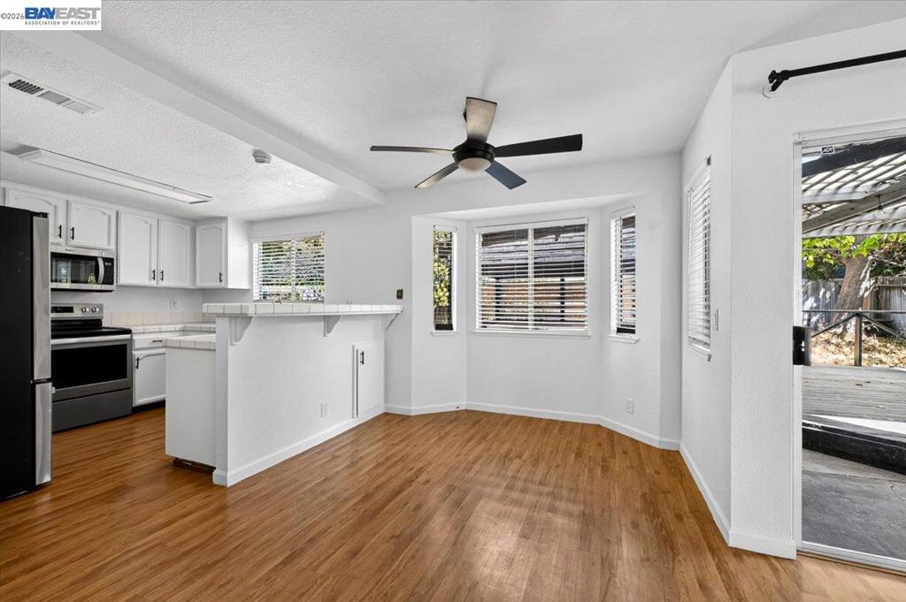 8265 Calla Way Property Photo 5
