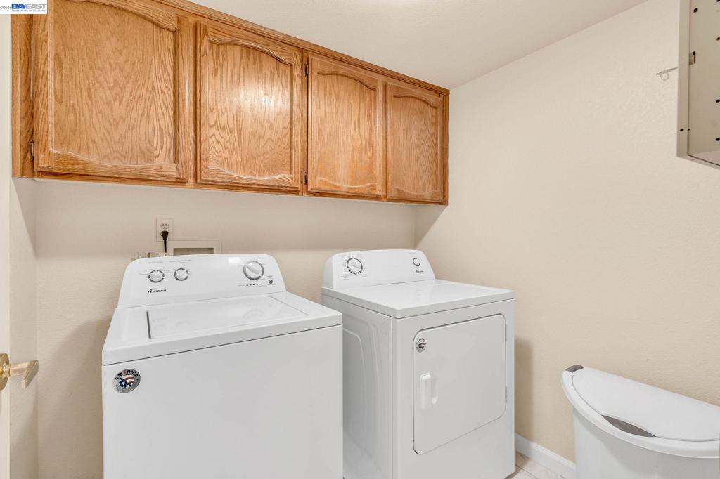 1910 Harvest Landing Ct Property Photo 23