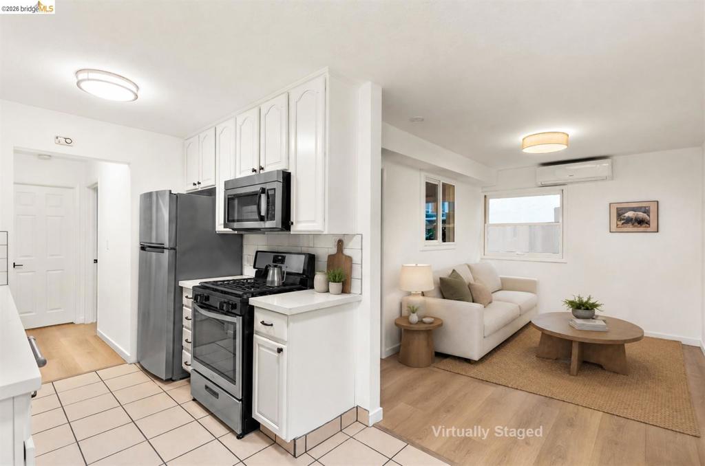 2922 Hillegass Ave B Property Photo 13