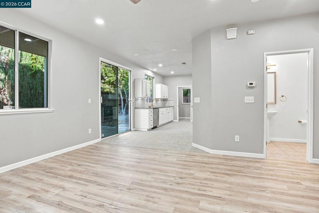 5683 Vintage Cir Property Photo 42