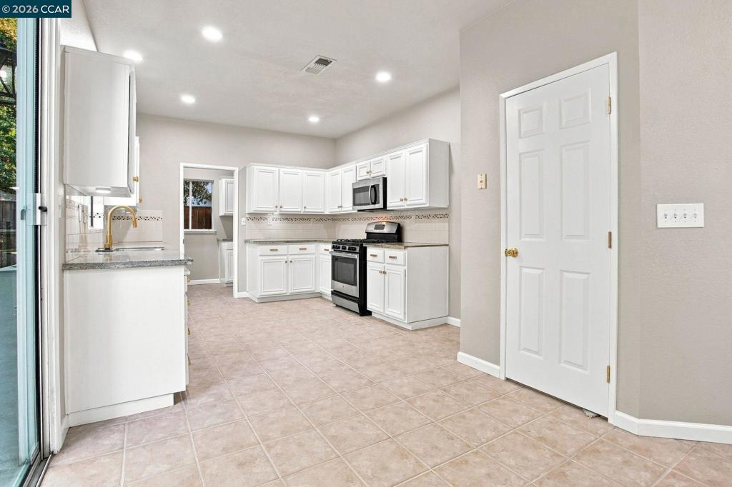 5683 Vintage Cir Property Photo 45