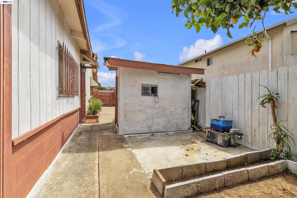 713 Falcon Drive Property Photo 28