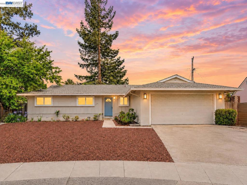 4875 Pepperwood Way Property Photo 1