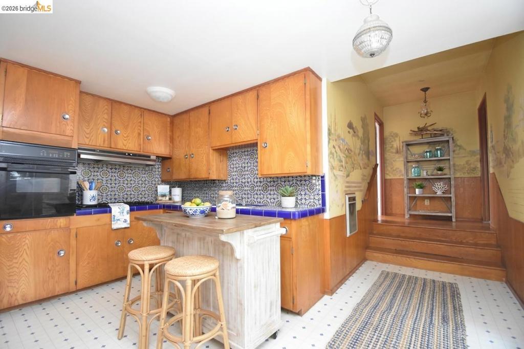 511 6th St Property Photo 17