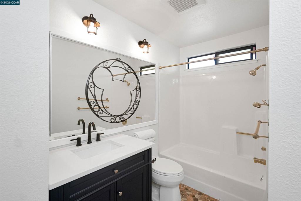 100 Opal Ct Property Photo 42
