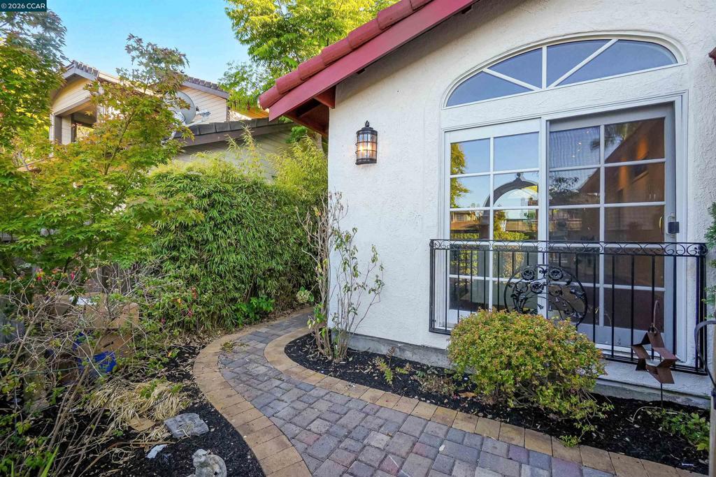 100 Opal Ct Property Photo 66