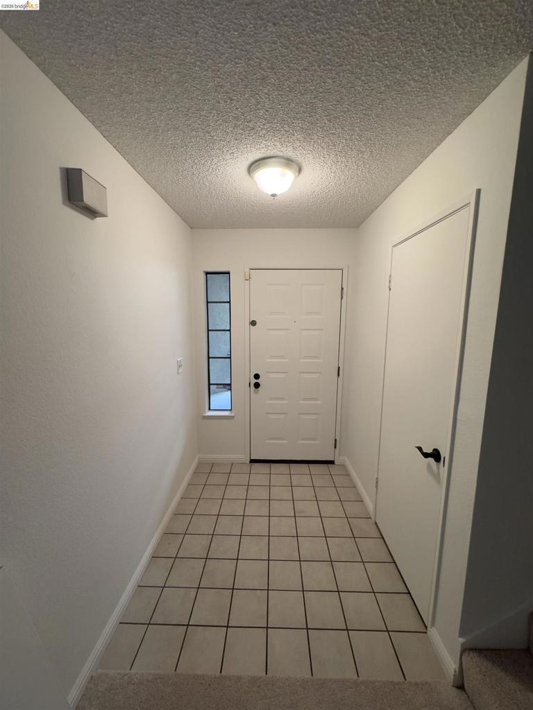3152 Heather Ridge Dr Property Photo 5