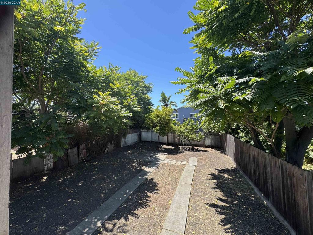 3513 Adeline St Property Photo 6