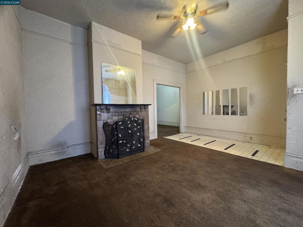 3513 Adeline St Property Photo 17