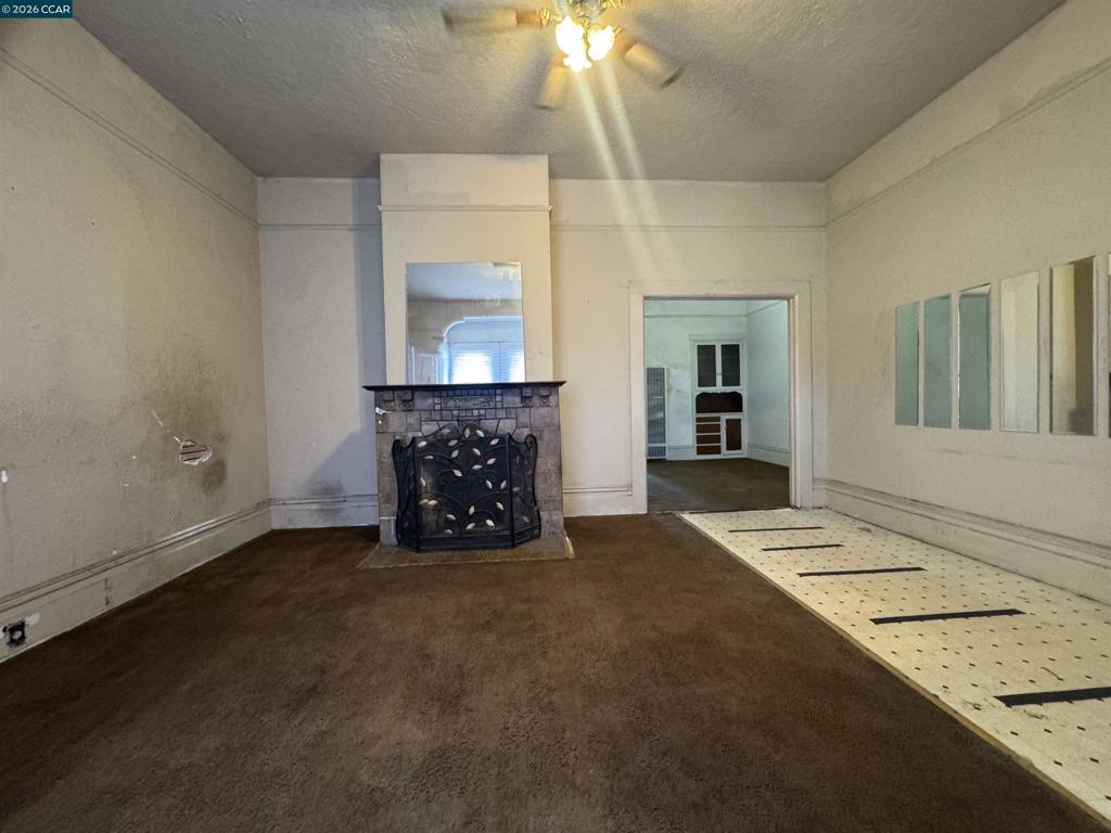3513 Adeline St Property Photo 19