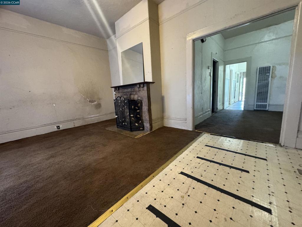 3513 Adeline St Property Photo 20