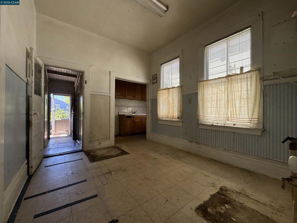 3513 Adeline St Property Photo 27