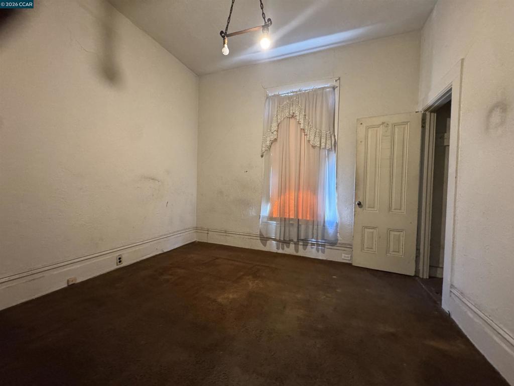 3513 Adeline St Property Photo 31