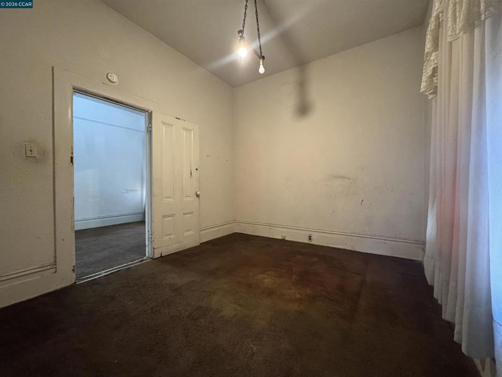 3513 Adeline St Property Photo 33