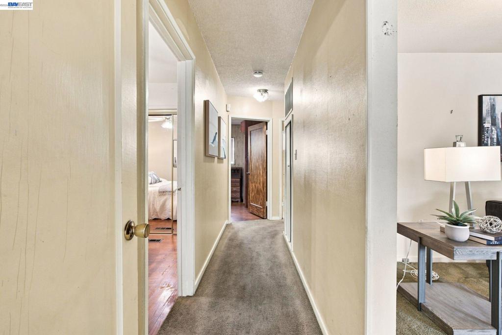868 Videll St Property Photo 8