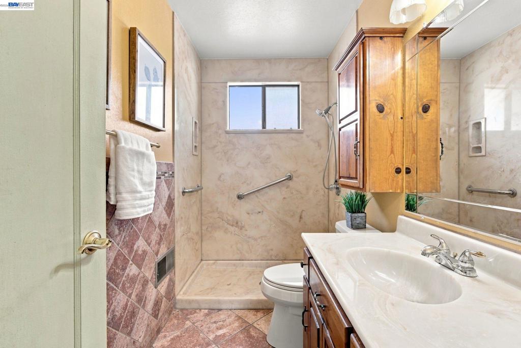 868 Videll St Property Photo 13