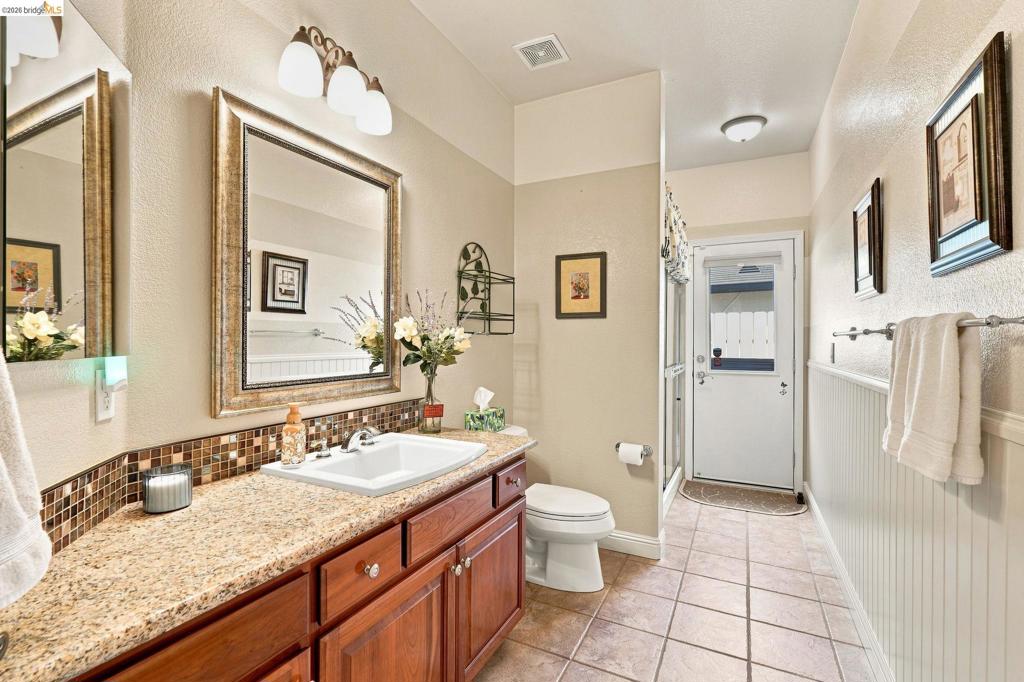 325 San Marino Ln Property Photo 18