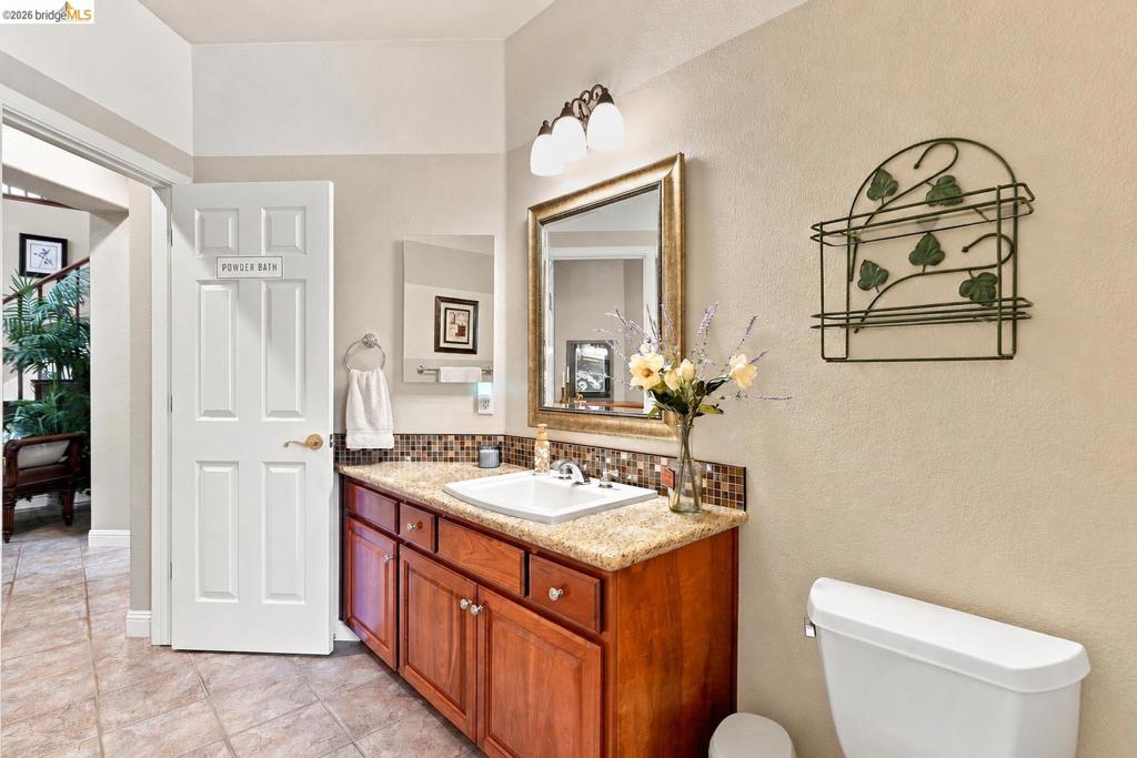 325 San Marino Ln Property Photo 19