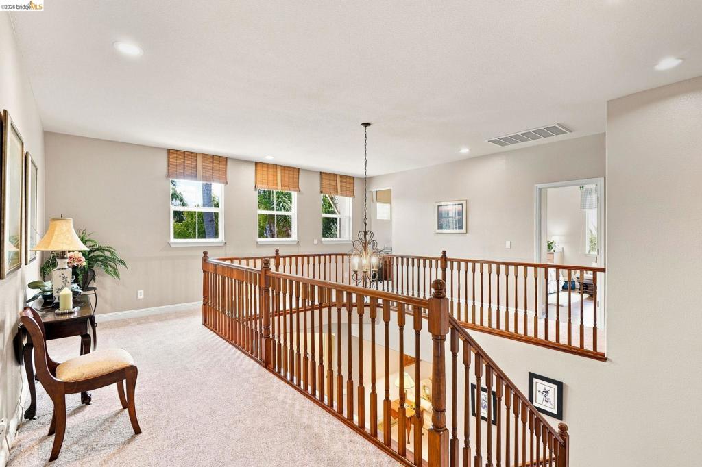 325 San Marino Ln Property Photo 24