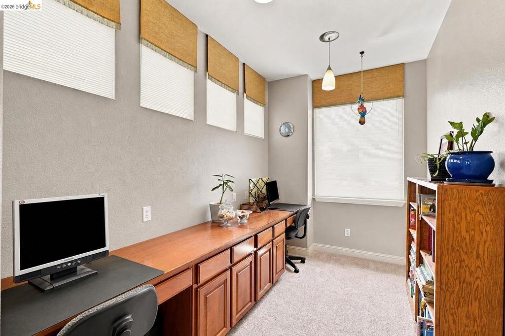 325 San Marino Ln Property Photo 34