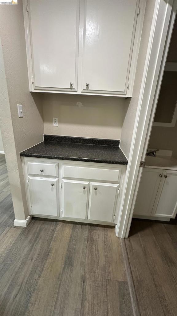 2901 Lone Tree Way Property Photo 18