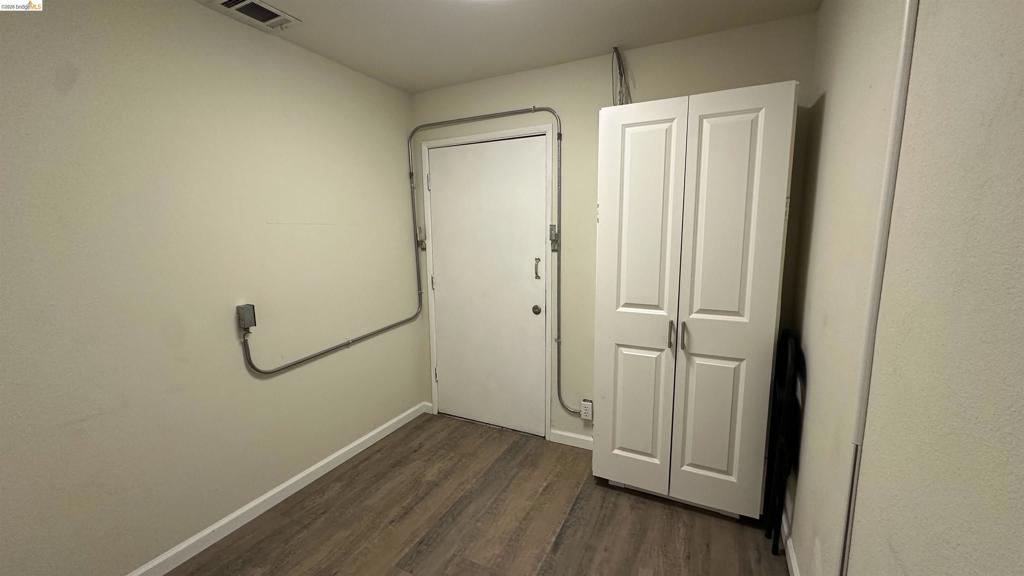 2901 Lone Tree Way Property Photo 19