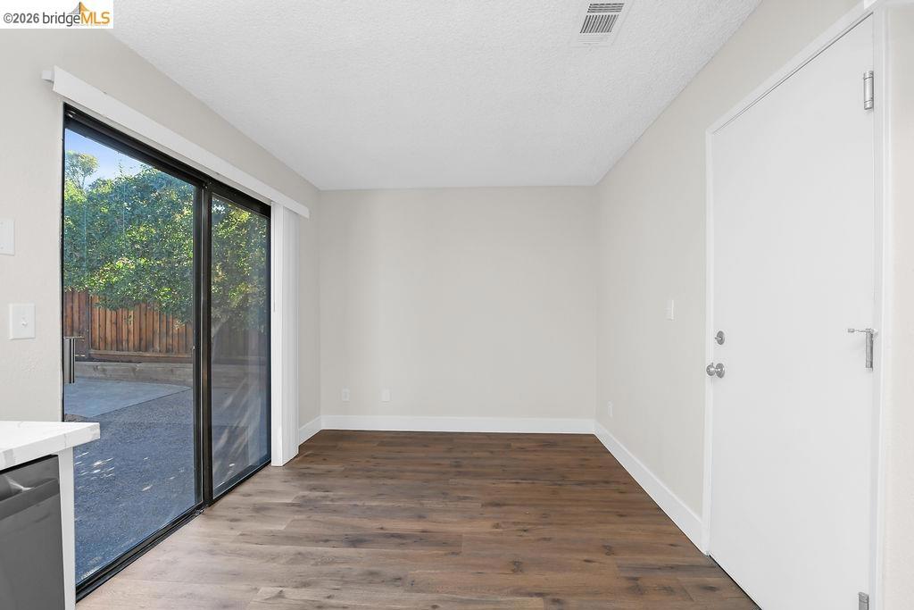 2740 Carpinteria Dr Property Photo 17