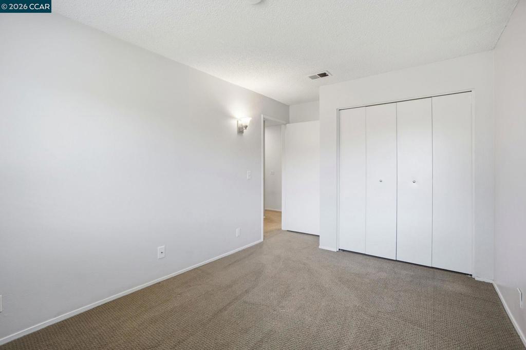 1045 Mohr Ln B Property Photo 17
