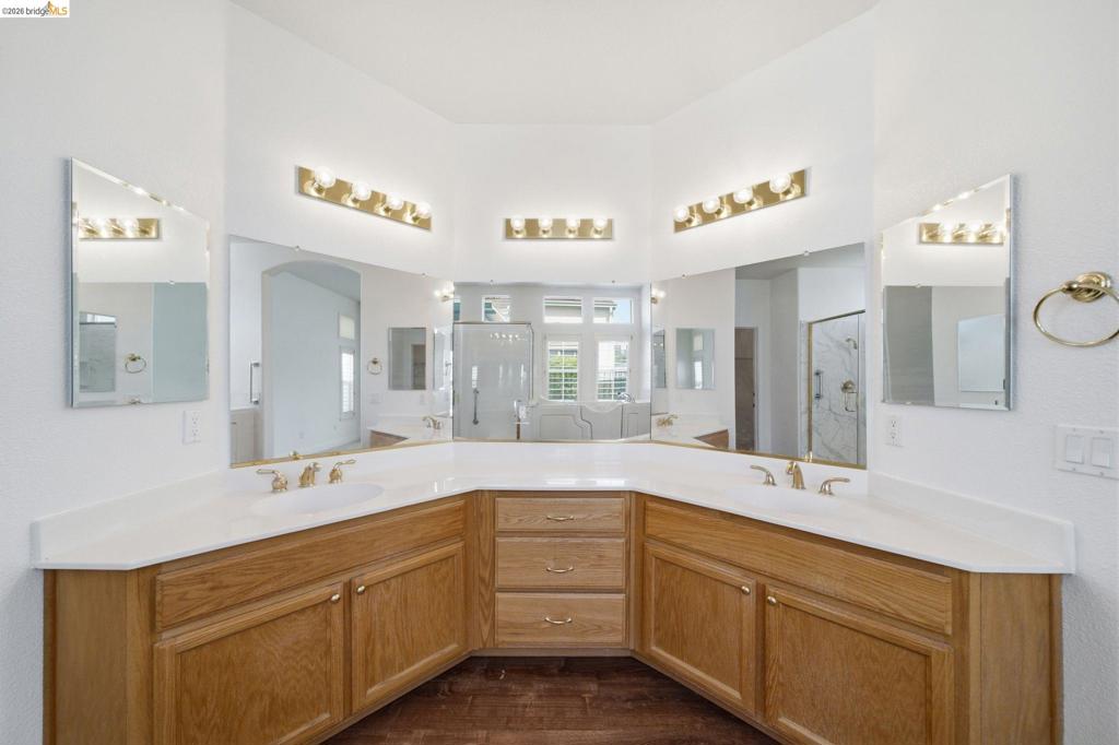832 Summerset Drive Property Photo 32