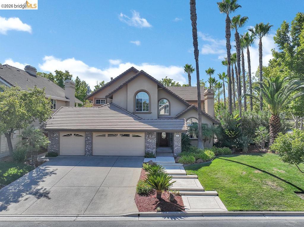 565 Mcintosh Ter Property Photo 1