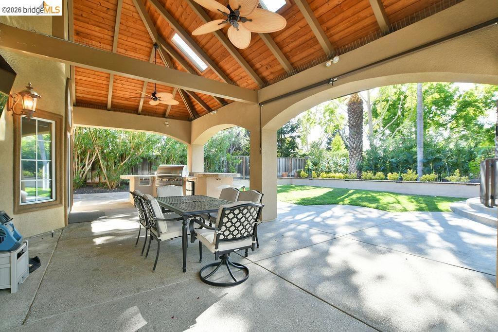 565 Mcintosh Ter Property Photo 23
