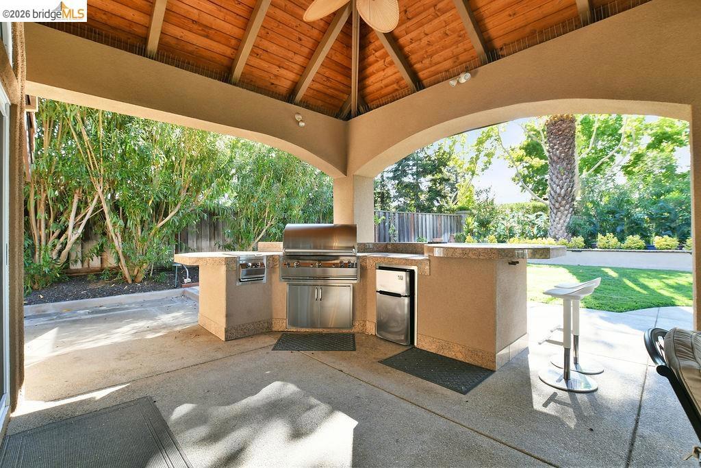 565 Mcintosh Ter Property Photo 24