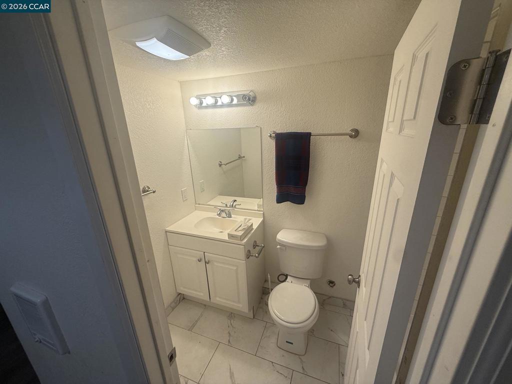 2027 96th Ave Property Photo 9
