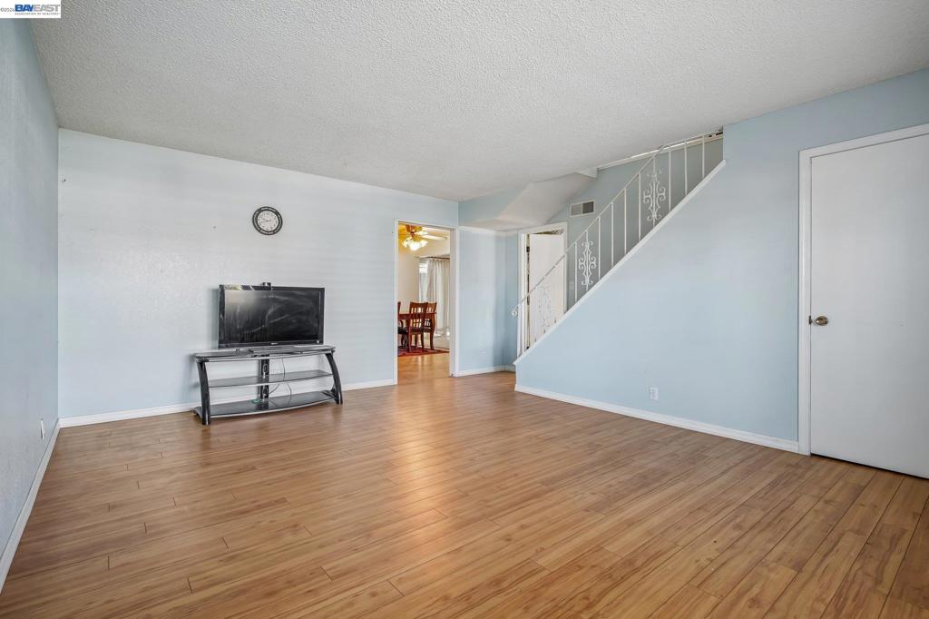 478 Ribier Ct Property Photo 6